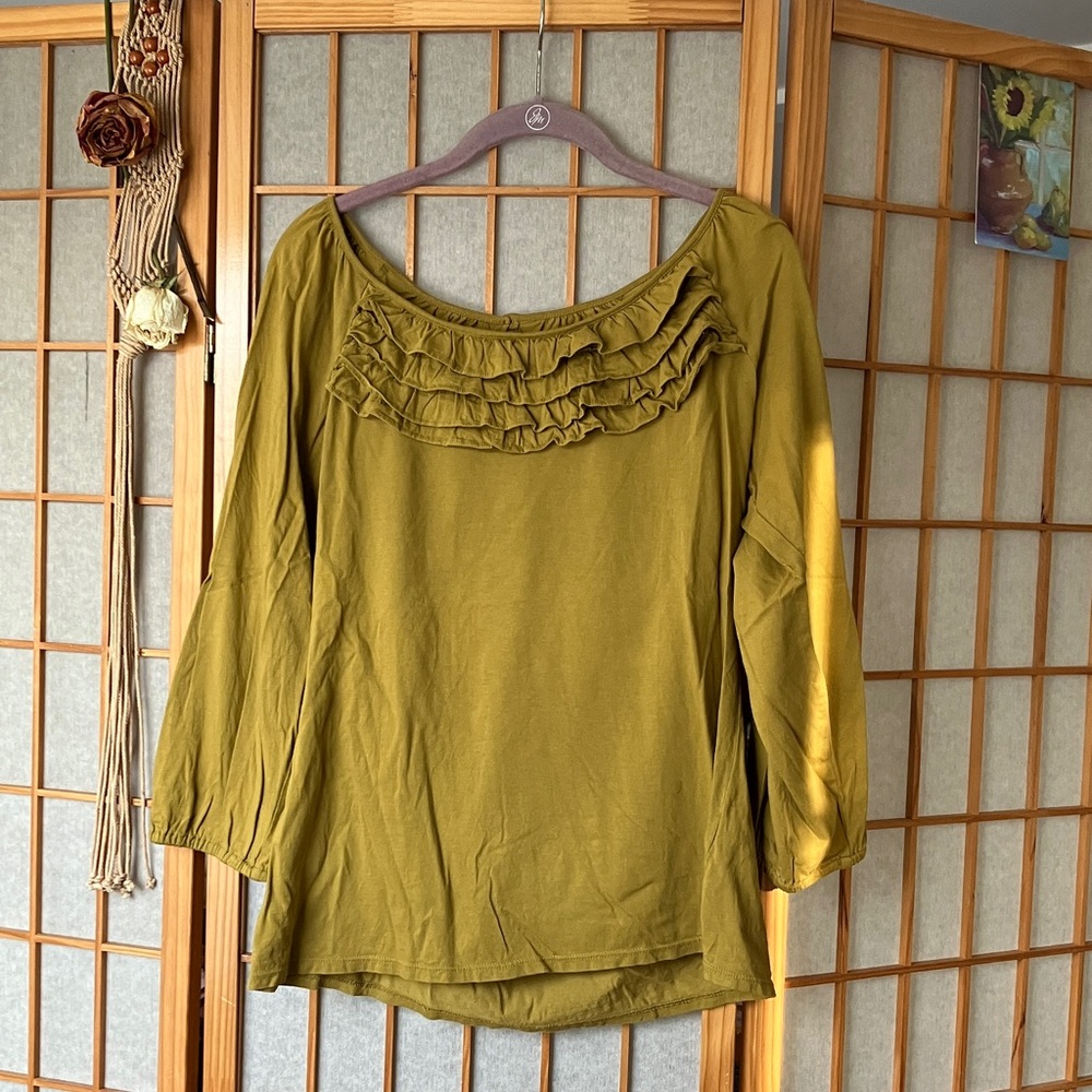 Garnet Hill M Olive Green Ruffle Long-Sleeved Top